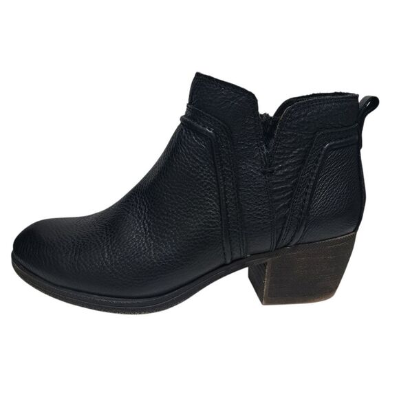 Cobb Hill Anisa V Cut Western Goth Boots Block Heel Sz 8 Black - Picture 11 of 17